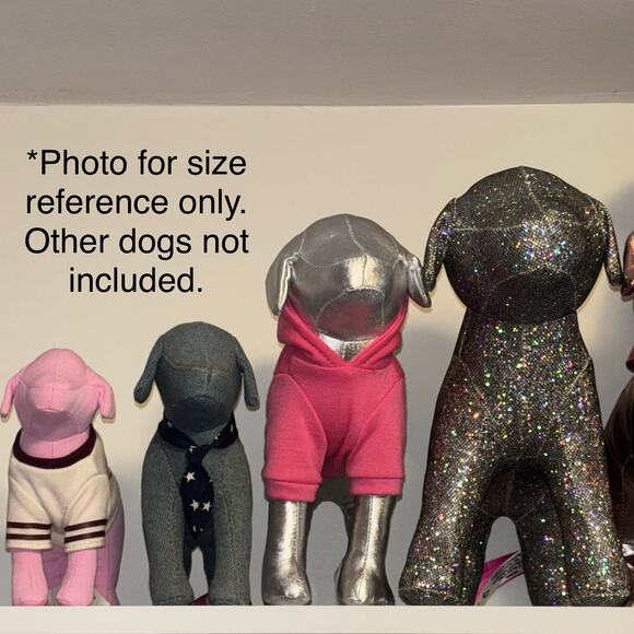 Victoria’s Secret PINK 2025 PINK Friday Mini Pup Dog Limited Edition Collectible - Picture 2 of 12